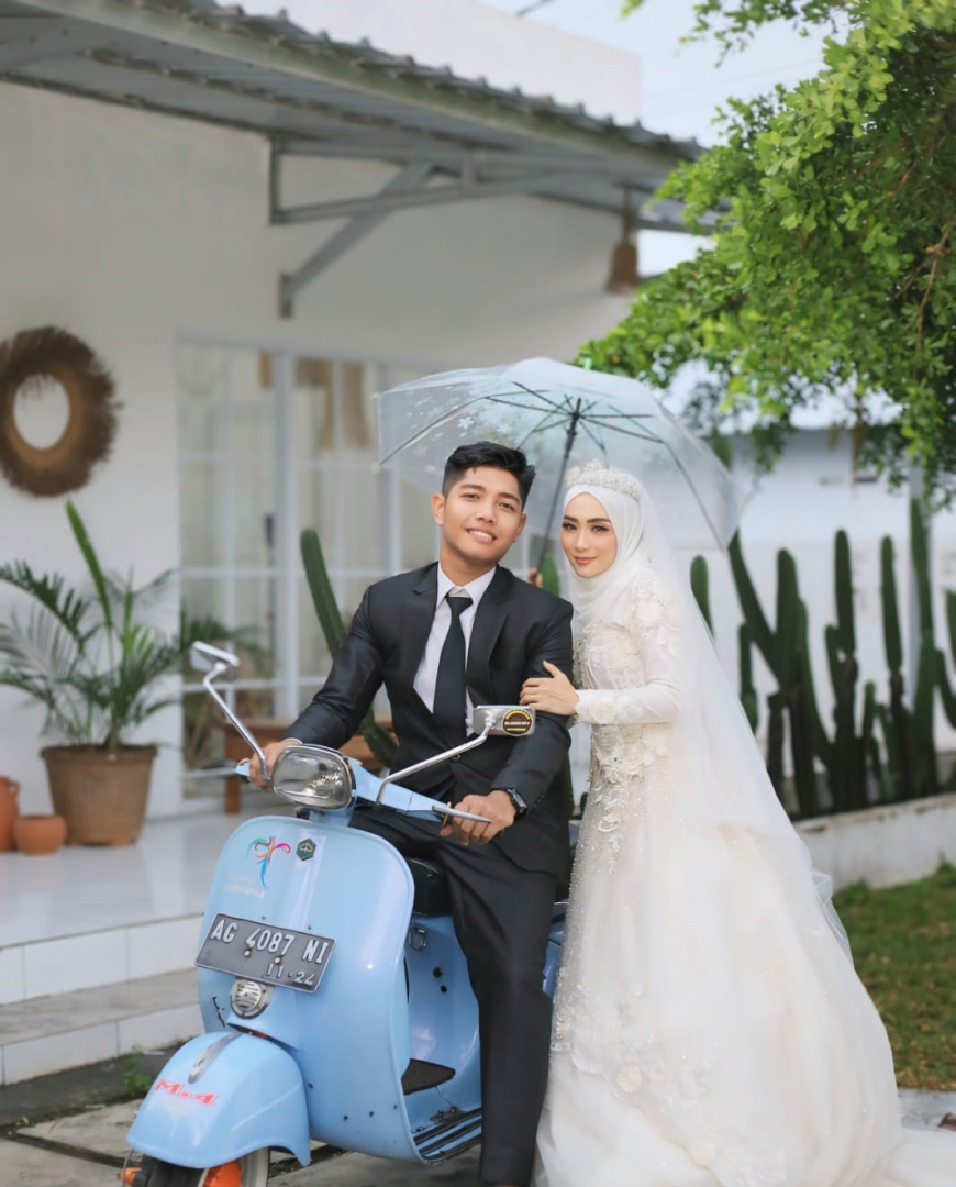 https://alfan-rahayu.webnikah.com/dirmember/00000027/alfan_rahayu/photo-268076-314018-l-202410220718.jpg